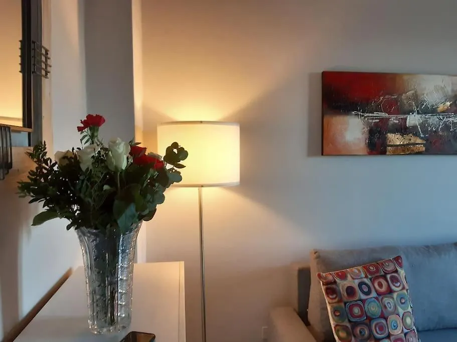 Appartamento Incantevole: Milano Apartment Milan